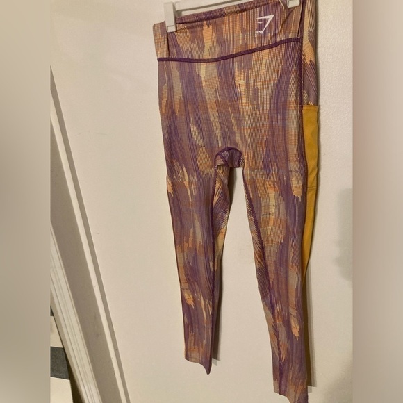 Gymshark sport leggings in orange print size small. NWOT - Picture 1 of 7